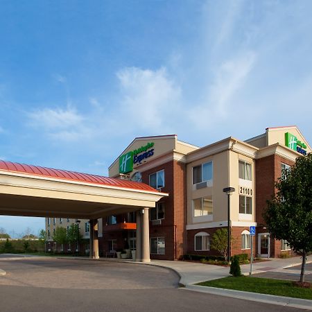 底特律法明顿山智选假日酒店 诺斯维尔 外观 照片